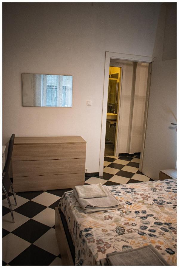 Tra Mare E Centro Apartment Genoa Ngoại thất bức ảnh